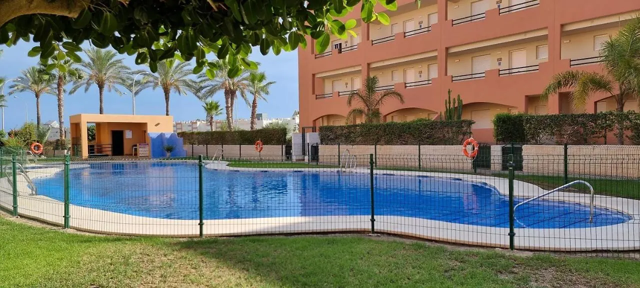 Apartamentos Paraiso Vera Playa: Beachfront Attic with Private Pool Playas de Vera