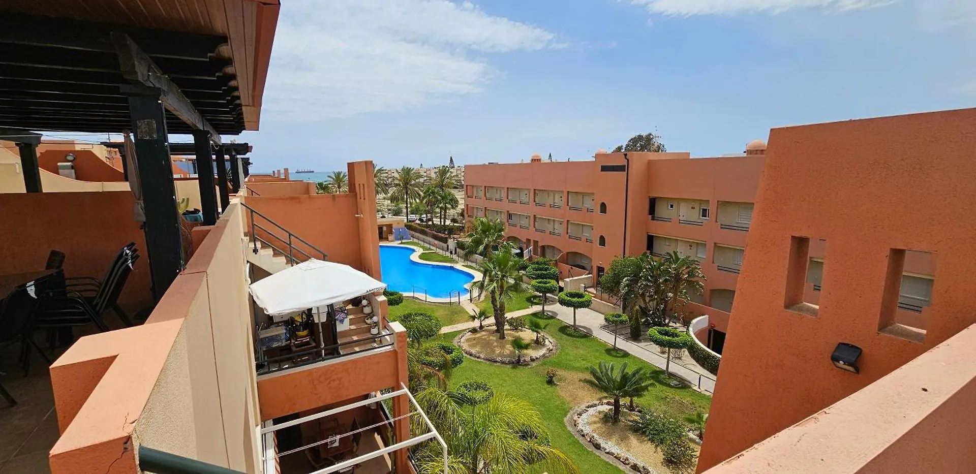 Apartment Apartamentos Paraiso Vera Playa: Beachfront Attic with Private Pool Playas de Vera