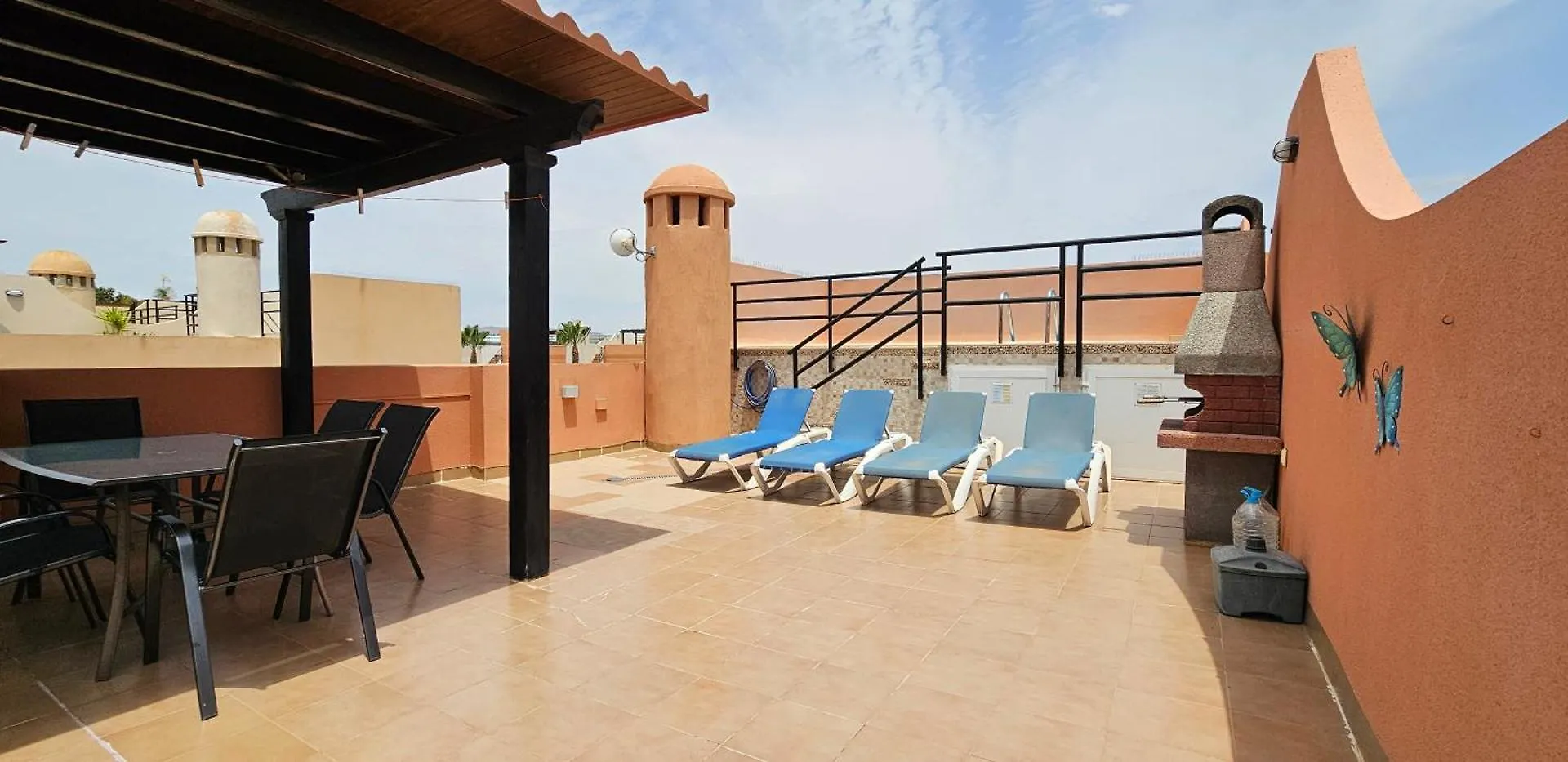 Apartamentos Paraiso Vera Playa: Beachfront Attic with Private Pool Playas de Vera Apartment