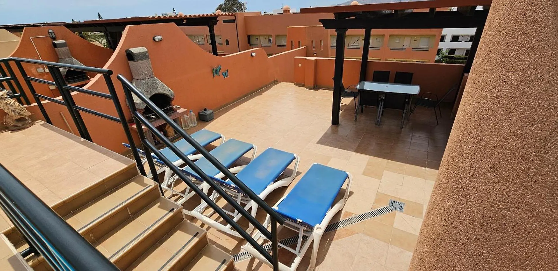 Apartamentos Paraiso Vera Playa: Beachfront Attic with Private Pool Playas de Vera