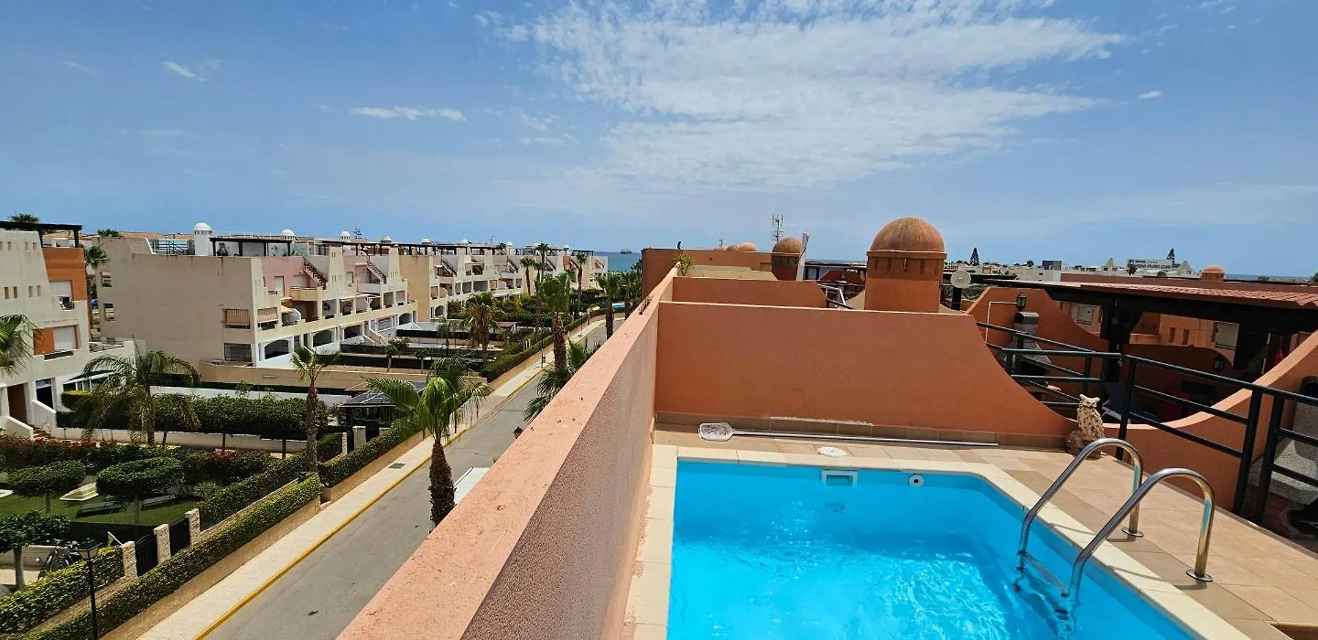 Apartment Apartamentos Paraiso Vera Playa: Beachfront Attic with Private Pool Playas de Vera